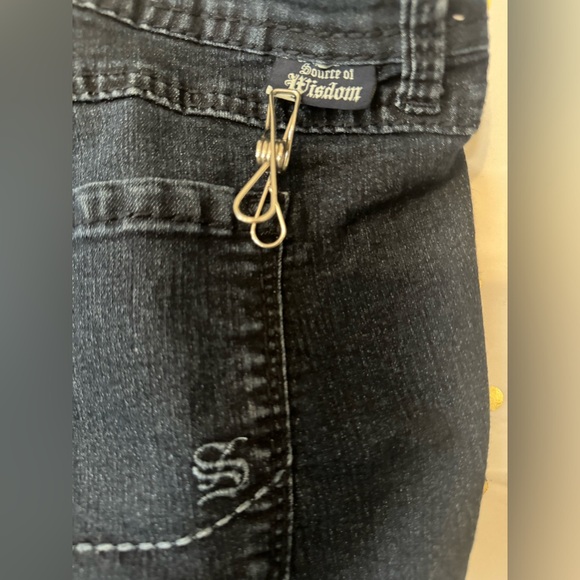 Source of Wisdom Jeans size. 26 plus - Picture 6 of 7